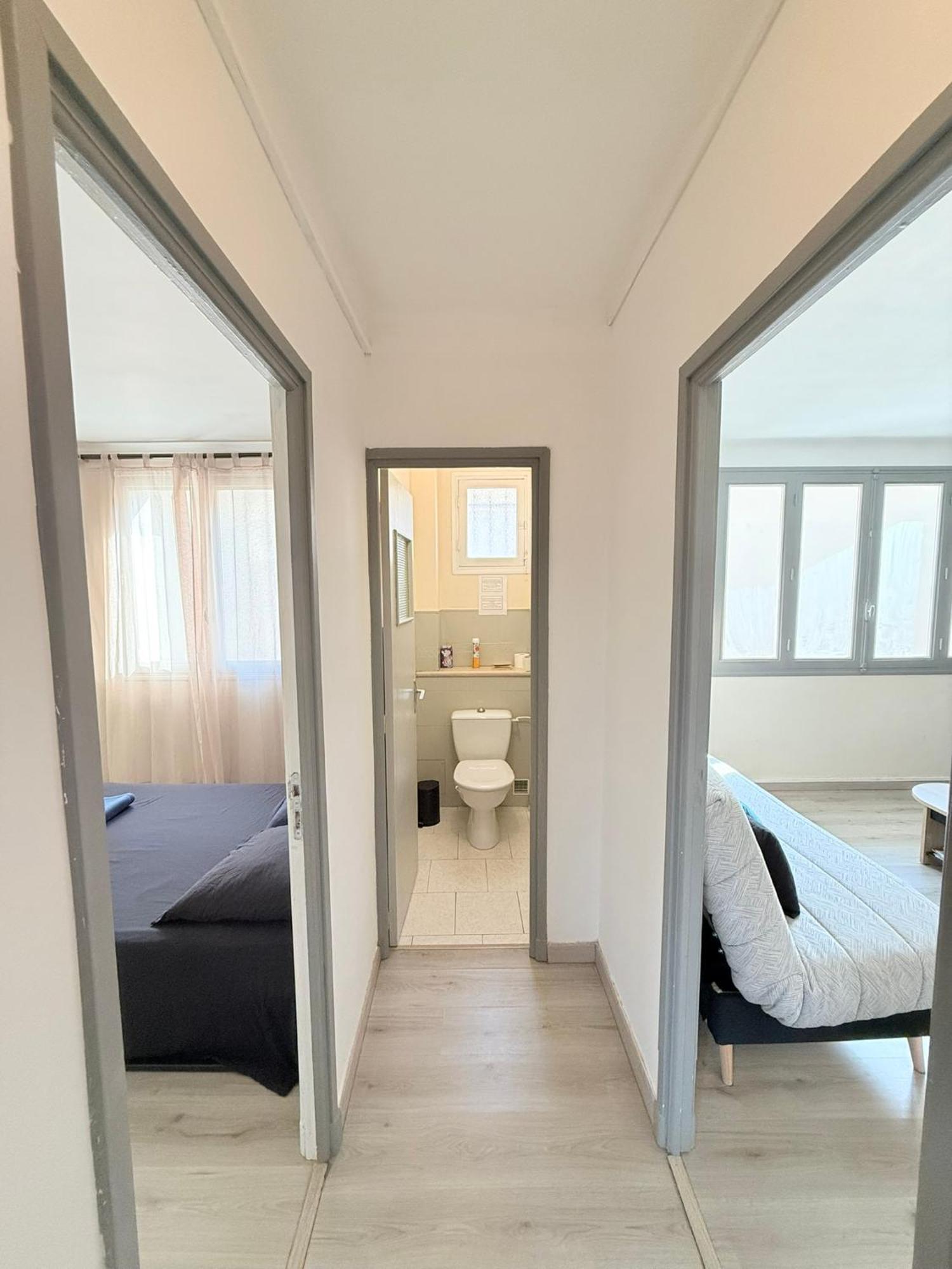 Les Arenes De Nimes - Centre Ville 10 Min Gare -Parking- 2 Chambres Екстериор снимка