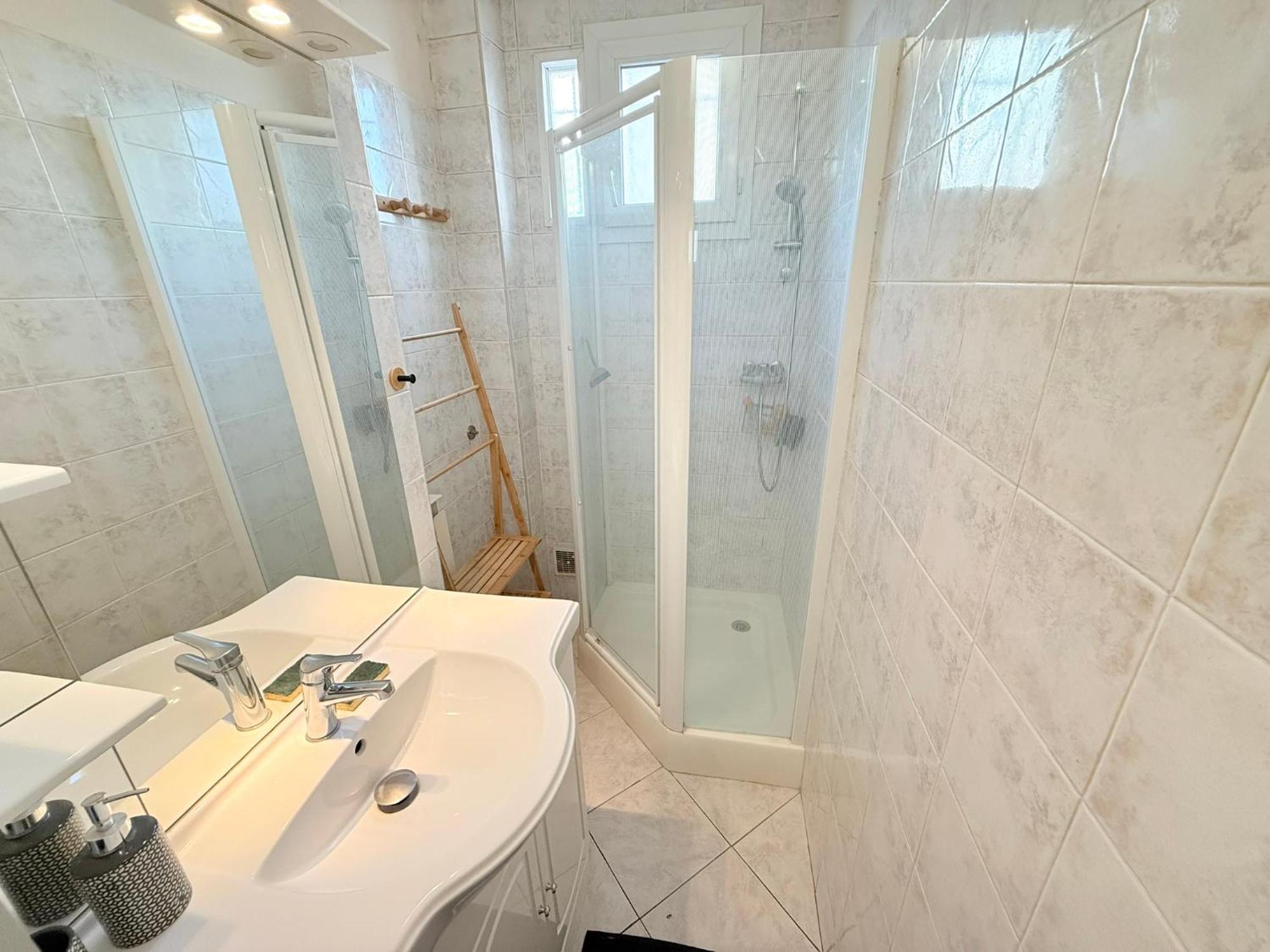 Les Arenes De Nimes - Centre Ville 10 Min Gare -Parking- 2 Chambres Екстериор снимка