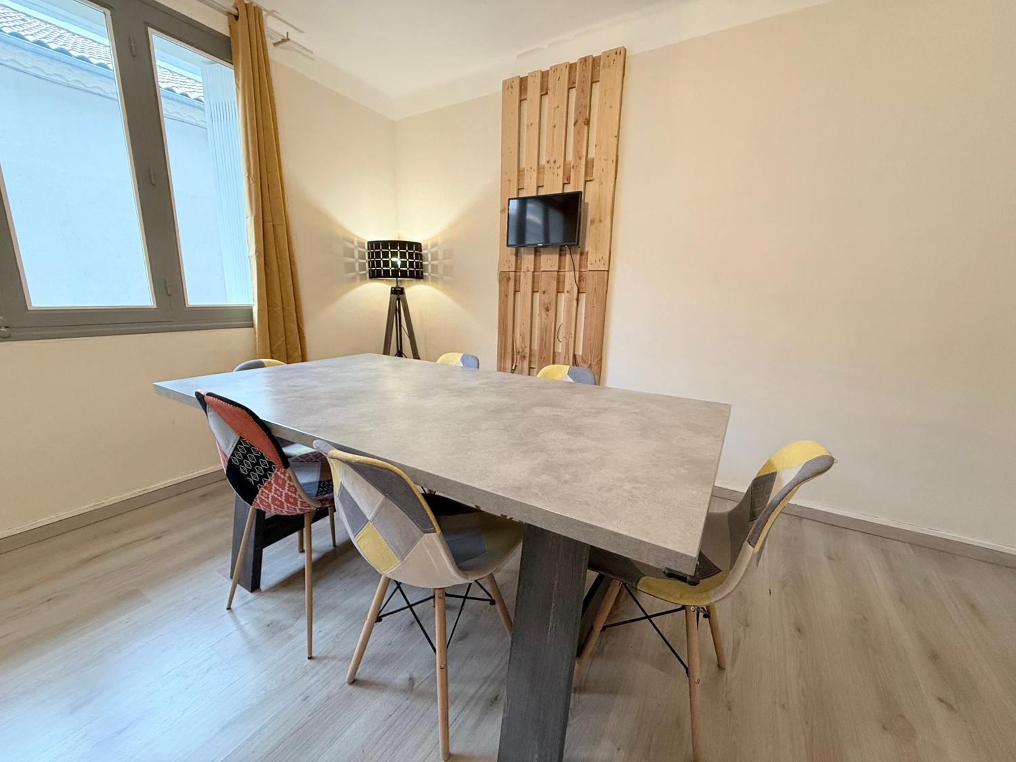 Les Arenes De Nimes - Centre Ville 10 Min Gare -Parking- 2 Chambres Екстериор снимка